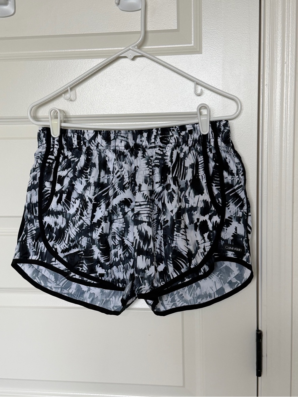 Calvin Klein Black & White Abstract Print Athletic Shorts